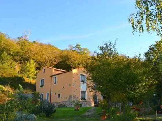 Scenic Apartment in Vezzi Portio With Private Garden - Dış Mekan