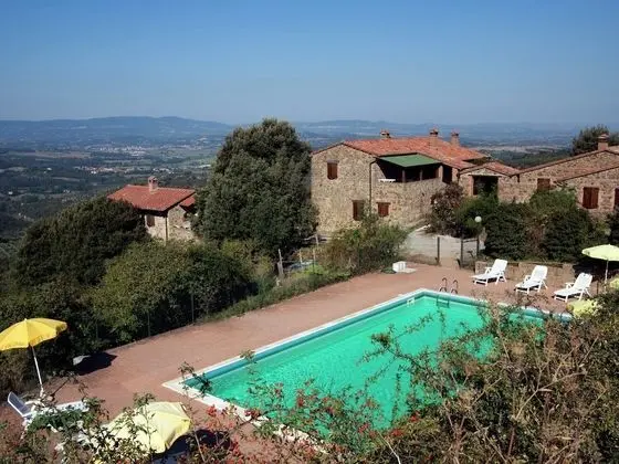 Scenic Farmhouse in Paciano With Shared Pool