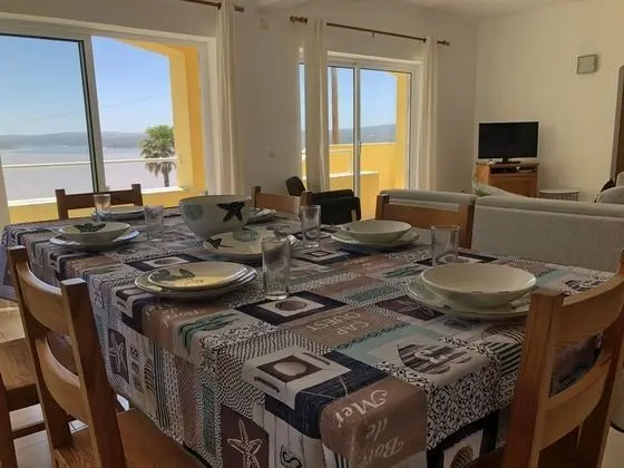 Scenic Villa in Foz do Arelho With Private Swimming Pool - Yerinde Yemek