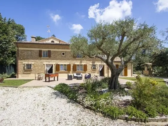 Scenic Holiday Home in Fano With Private Garden and Terrace - Dış Mekanlar