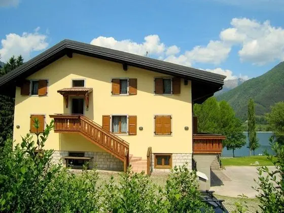 Scenic Holiday Home in Ledro near Spiggia Besta Lido - Öne Çıkan Resim