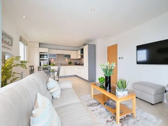 Scenic Home With Skyline Views Close to Aberdeen's City Centre - Öne Çıkan Resim