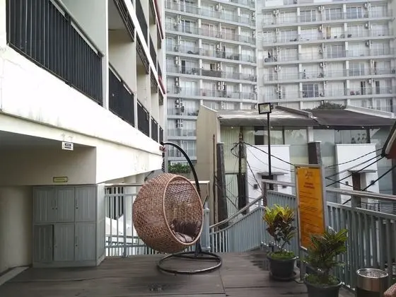 Scenic Studio at Beverly Dago Apartment near Sabuga - Dış Mekan
