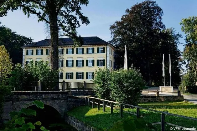 Schloss Burgellern - 1