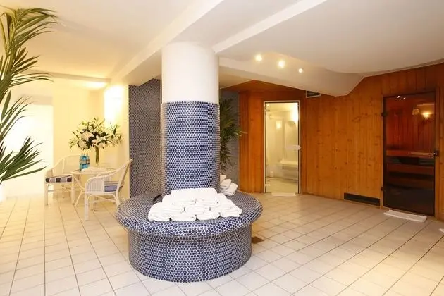 Schlosshotel Karlsruhe - Havuz