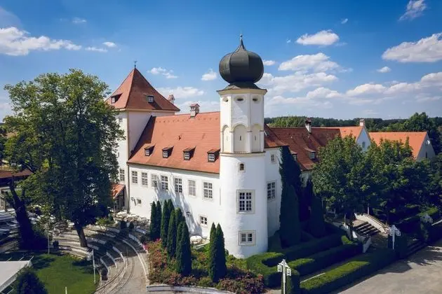 Schlosshotel Neufahrn - Öne Çıkan Resim
