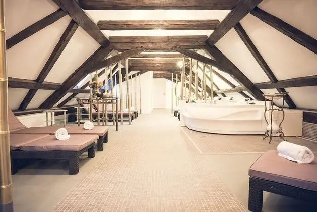 Schlosshotel Neufahrn - Spa