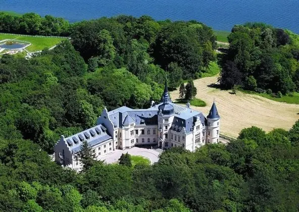 Schlosshotel Ralswiek - Öne Çıkan Resim