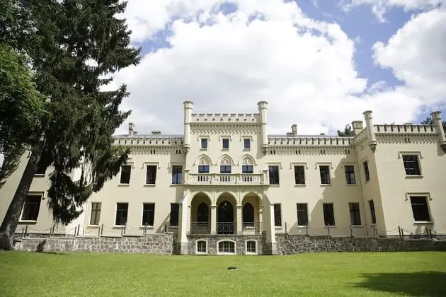 Hotel Schloss Reichenow - 1