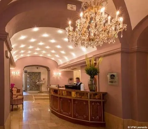Schlosshotel Römischer Kaiser