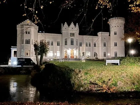Schloss Schlemmin - Dış Mekan