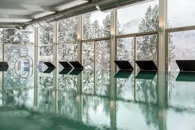 Schloss Hotel & Spa Pontresina - Havuz