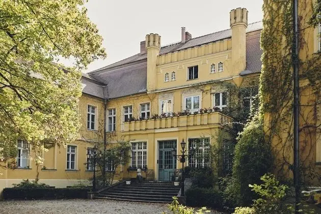 Schloss Wartin - 1