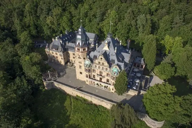 Schloss Hotel Wolfsbrunnen - 1