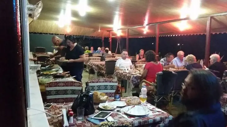 Hotel Schönberg - Yerinde Yemek