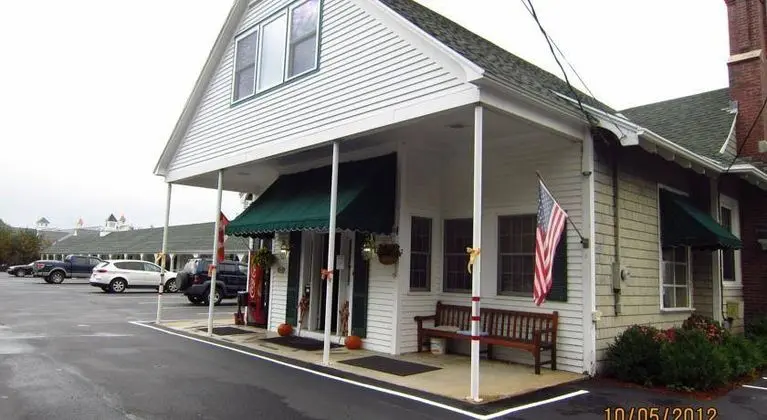 School House Motel