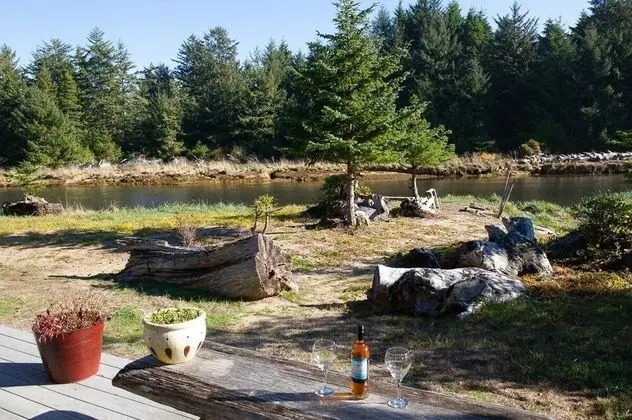 Schooner Creek Retreat - Dış Mekan