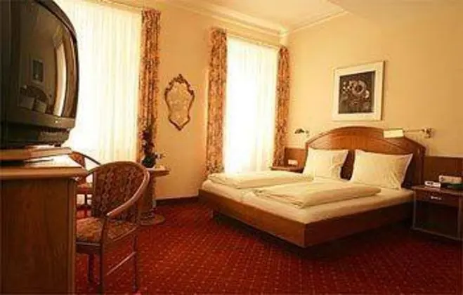 Hotel Schweizer Hof - Superior - Genel