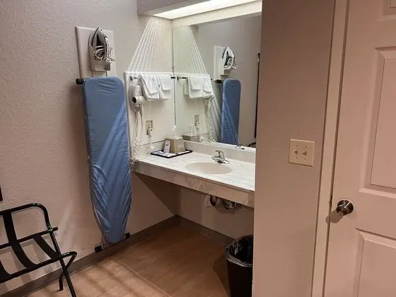 Scott Inn Suites - Oda