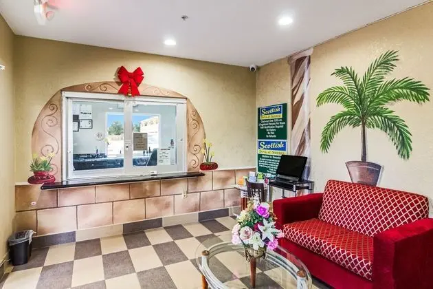 Scottish Inn & Suites Baytown - Lobi