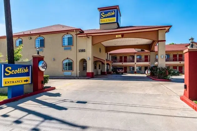 Scottish Inns & Suites IAH Airport - Beltway 8