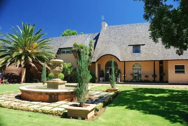 Scott's Manor & Conference Venue - Dış Mekan
