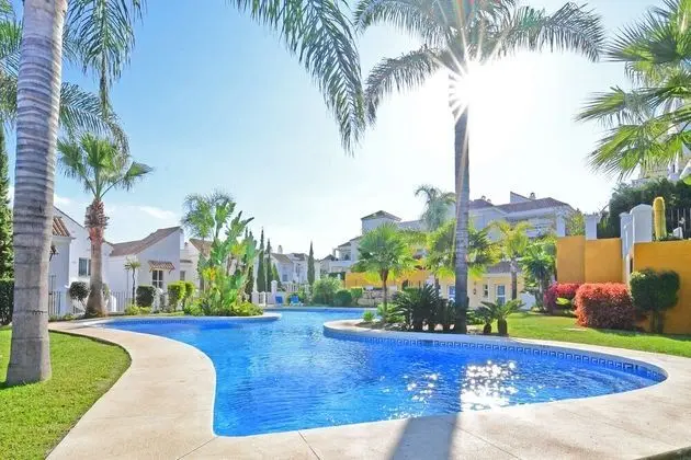 SDG-Cozy flat close to golf and beach - Havuz