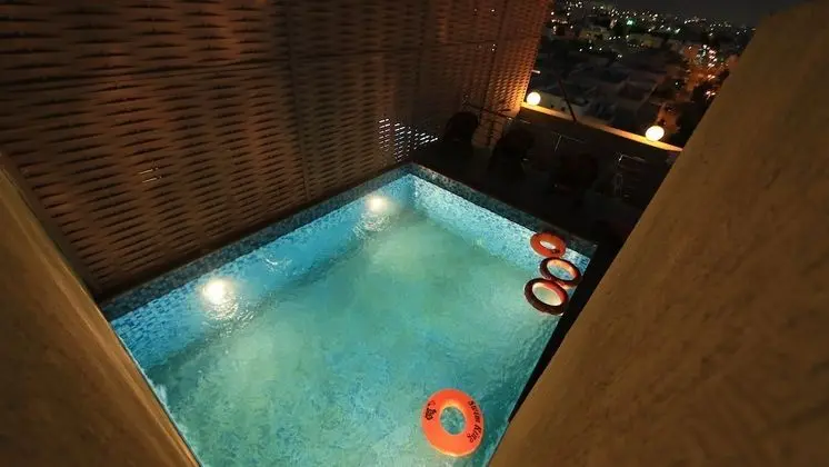 SDM GULF Apartments - Havuz