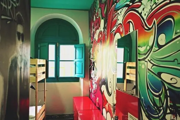 Sevilla Kitsch Hostel Art - Yerinde Yemek