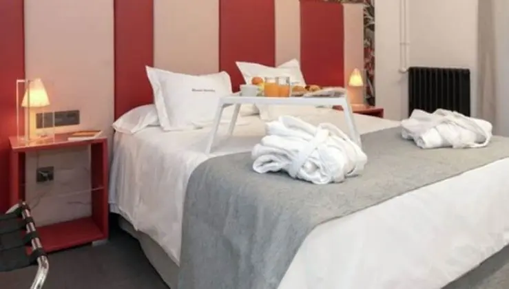 Hotel Sevilla - Oda