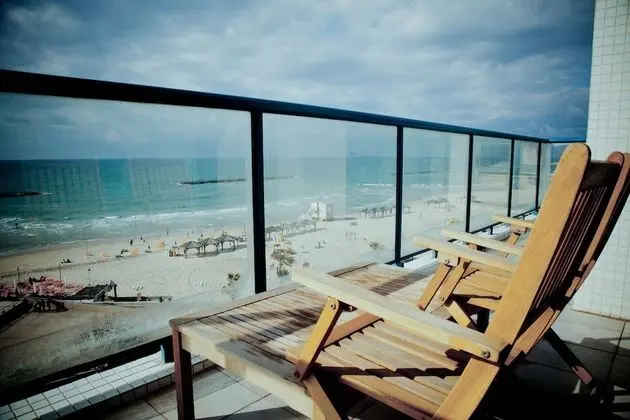 The Sea Apartments Tel Aviv by different locations