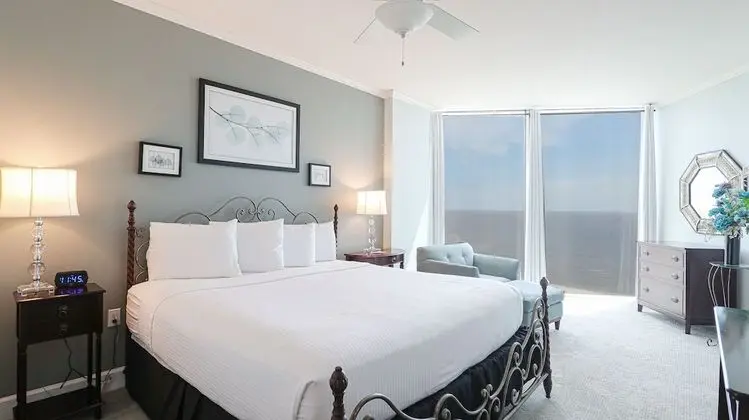 Sea Breeze 1002 Penthouse - Oda