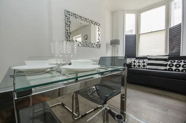 Sea Breeze Apartment Central by Brighton Holiday Lets - Öne Çıkan Resim