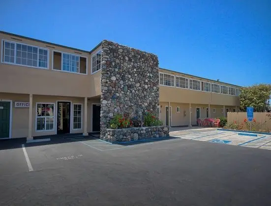 Sea Breeze Inn