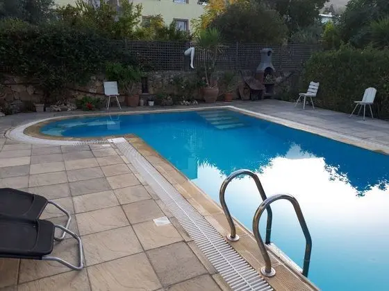 Sea Breeze Mountain Villa