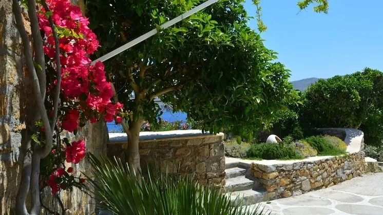 Sea Breeze Panormos - İç Mekan