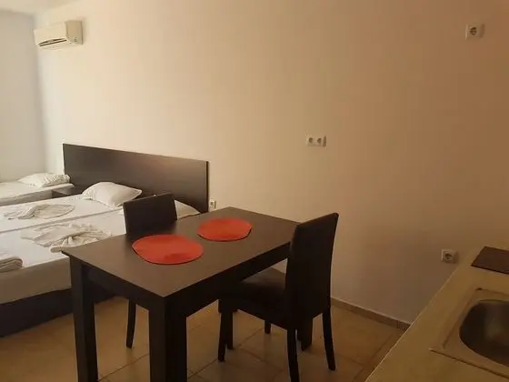 Sea Breeze Pomorie - Oda Düzeni