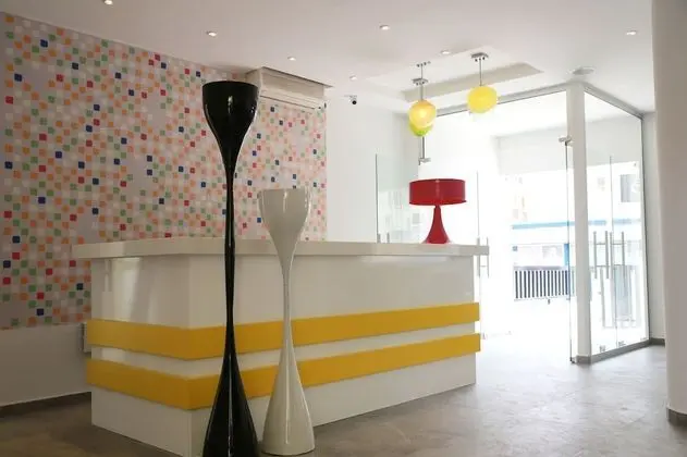 Sea CleoNapa Hotel - Lobi