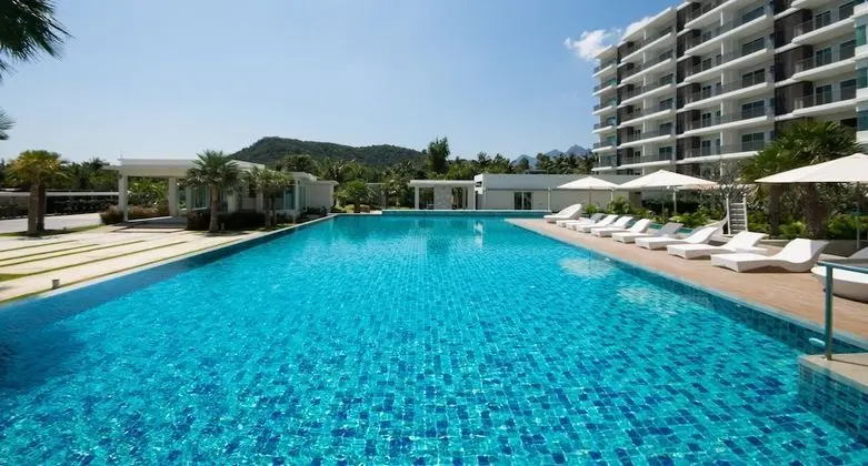 The Sea Condominium - Havuz