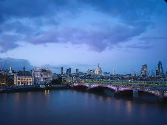 Sea Containers London