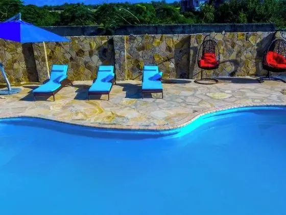 Sea Crest Hotel Zanzibar 2 - Havuz