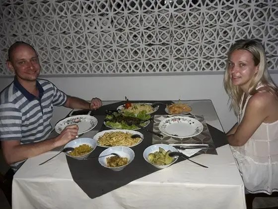 Sea Front Hikkaduwa - Yerinde Yemek