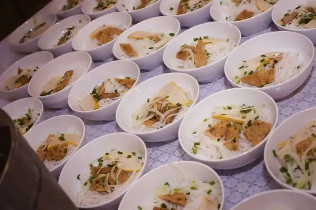 Sea Hai Yen Hotel - Yerinde Yemek