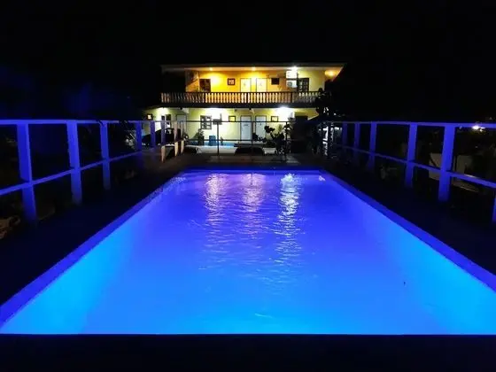 Sea Horizon Apartments
