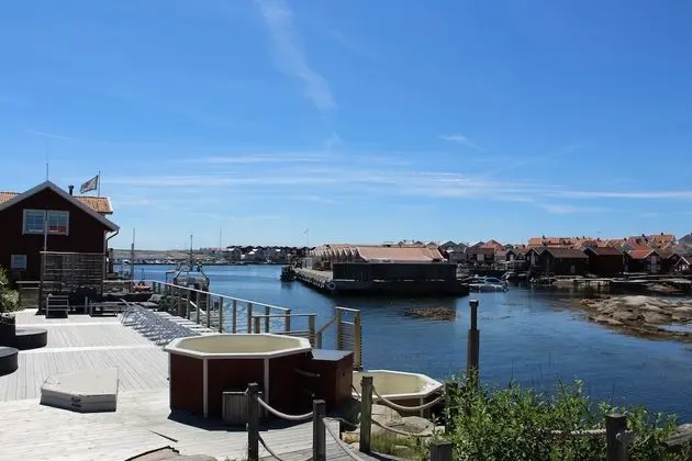 Sea Lodge