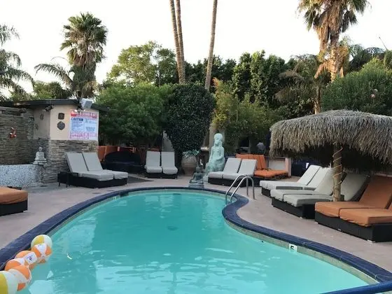 Sea Mountain Inn Nude Resort and Spa - Adults Only - Plaj
