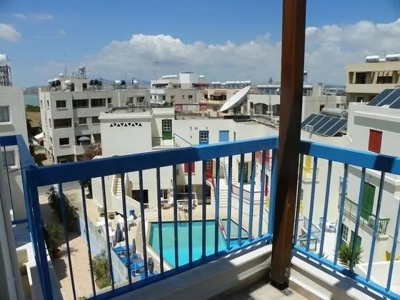 Sea N Lake View Hotel Apts