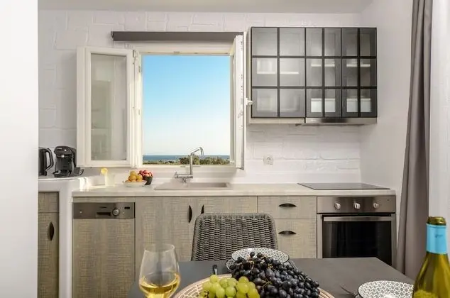 Sea & Olives Holiday Villas and Suites - Mutfak