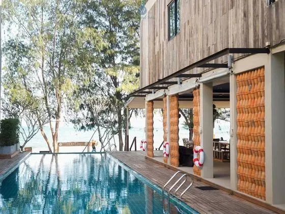 Sea & Sea Villa Resort Sangaroon - Havuz