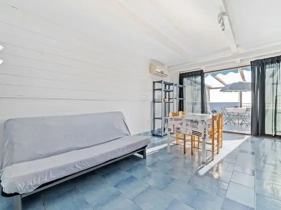 Sea-side Apartment in Policastro Bussentino With Balcony